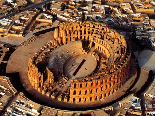 amphitheater_0.74708400-1745670836.webp